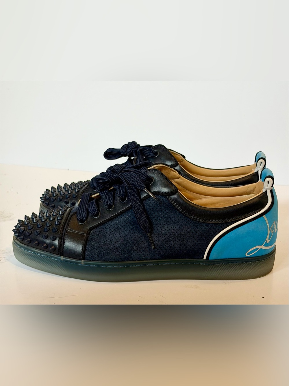 ✨authentic✨Christian Louboutin Men’s Navy and Light Blue Spiked Low-Top Sneakers